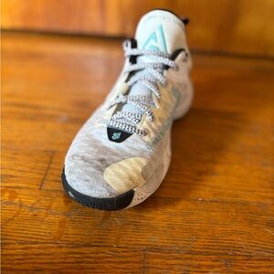 Nike White and Black Sneakers with Breathable Mesh